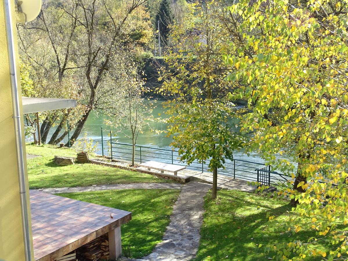 Holiday Homer Kuca Na Obali Vrbasa Banja Luka Zewnętrze zdjęcie